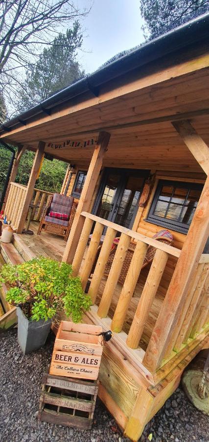 The Miners Log Cabin Blaina Buitenkant foto